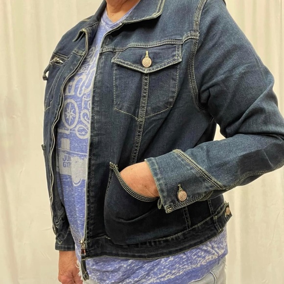 Jackets & Blazers - Stich Detailed Zip up front Denim Jacket